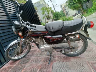 Black Honda CG 125 2019 Mid Model | Engine Pack Lead Light |Genuine La