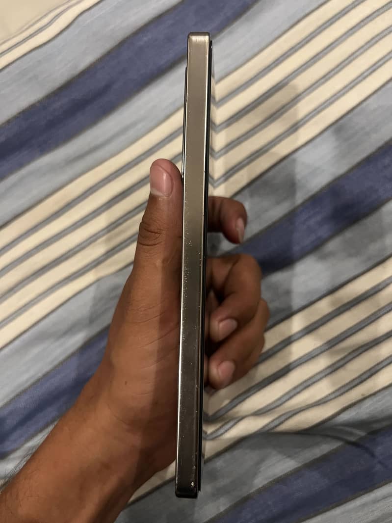Infinix Note 40 5