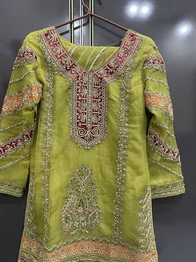 Women Mehndi Party wear