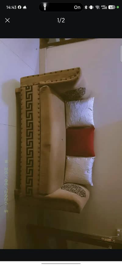 2 seater with 3 cushions