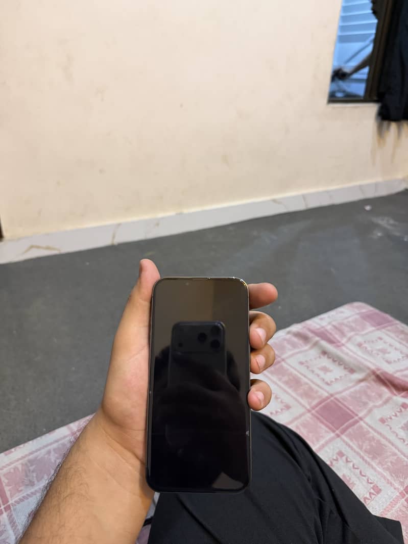 Apple iPhone 13 Pro 3