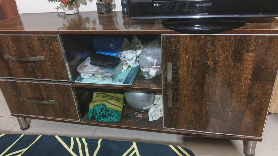 TV console 3