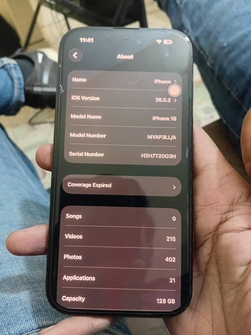 Apple iPhone 16 5