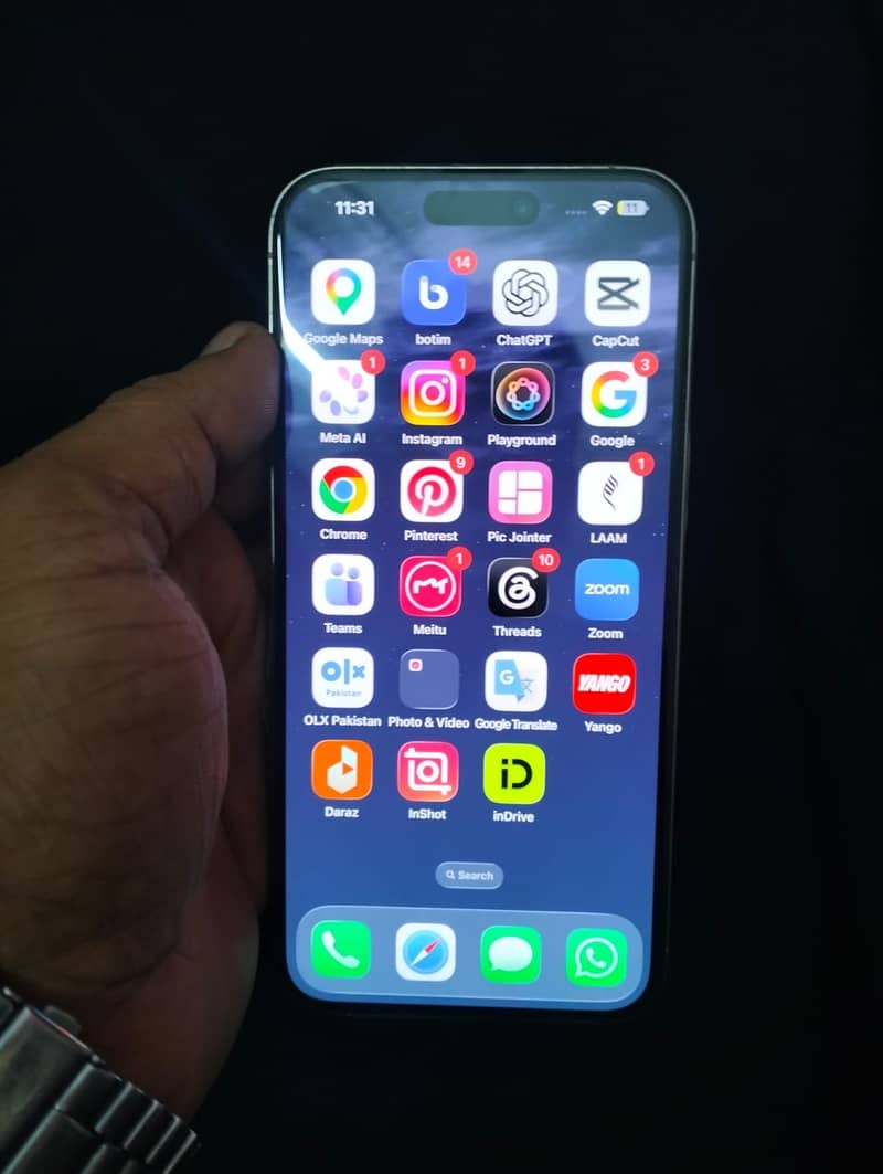 iPhone 16 pro max 2