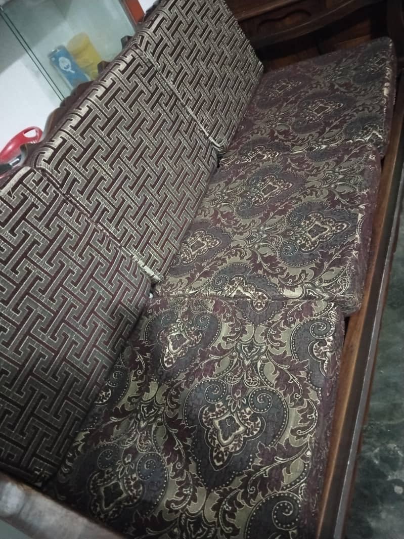 cushion 0