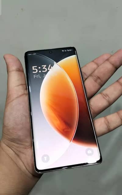 Tecno CAMON 30S