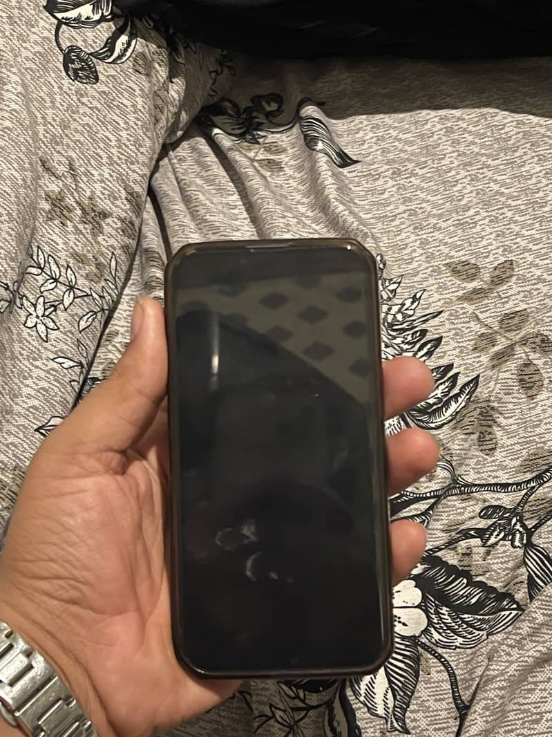 Apple iPhone 13 1