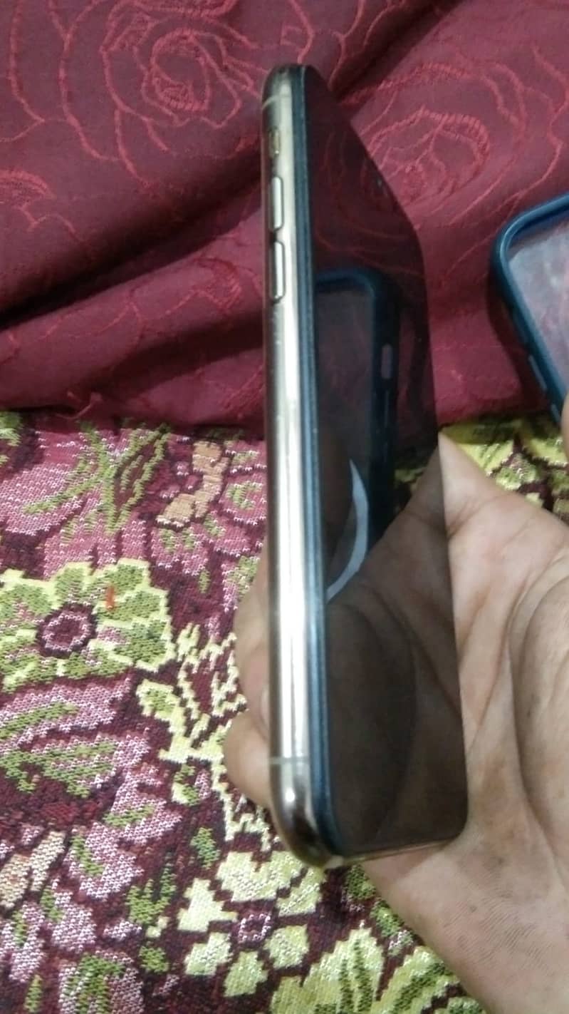 iPhone 2
