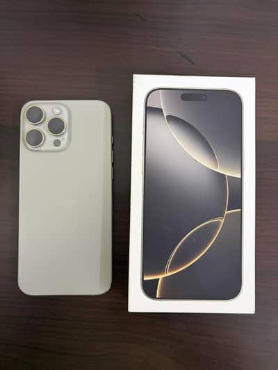 Apple iPhone 16 Pro Max