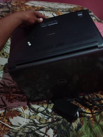 core I 3 6th generation 8 gb ram 120 gb ssd
