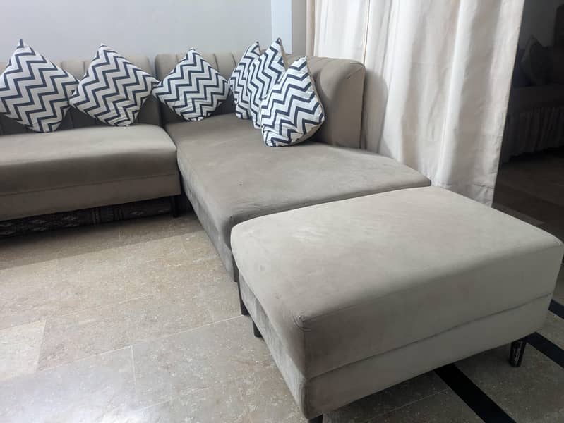 L shaped Sofa 3
