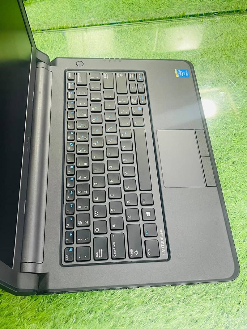 dell laptop 1