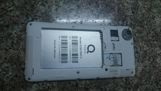 Q mobile x 700 pro 2