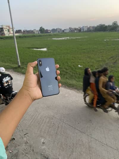 Apple iPhone XS