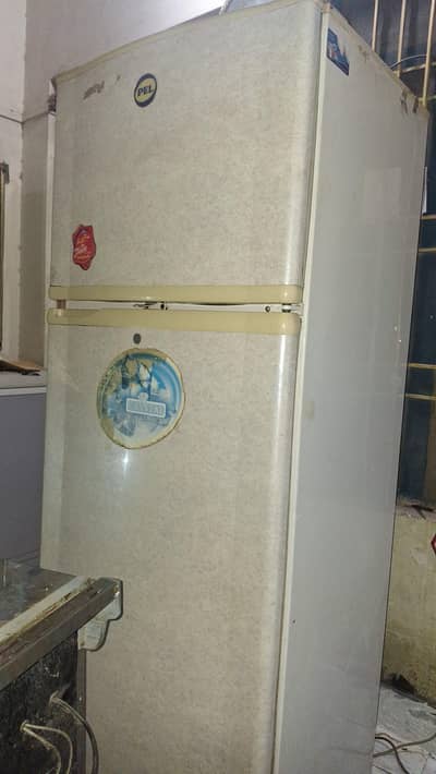 PEL Refrigerator Full Size Good Condition