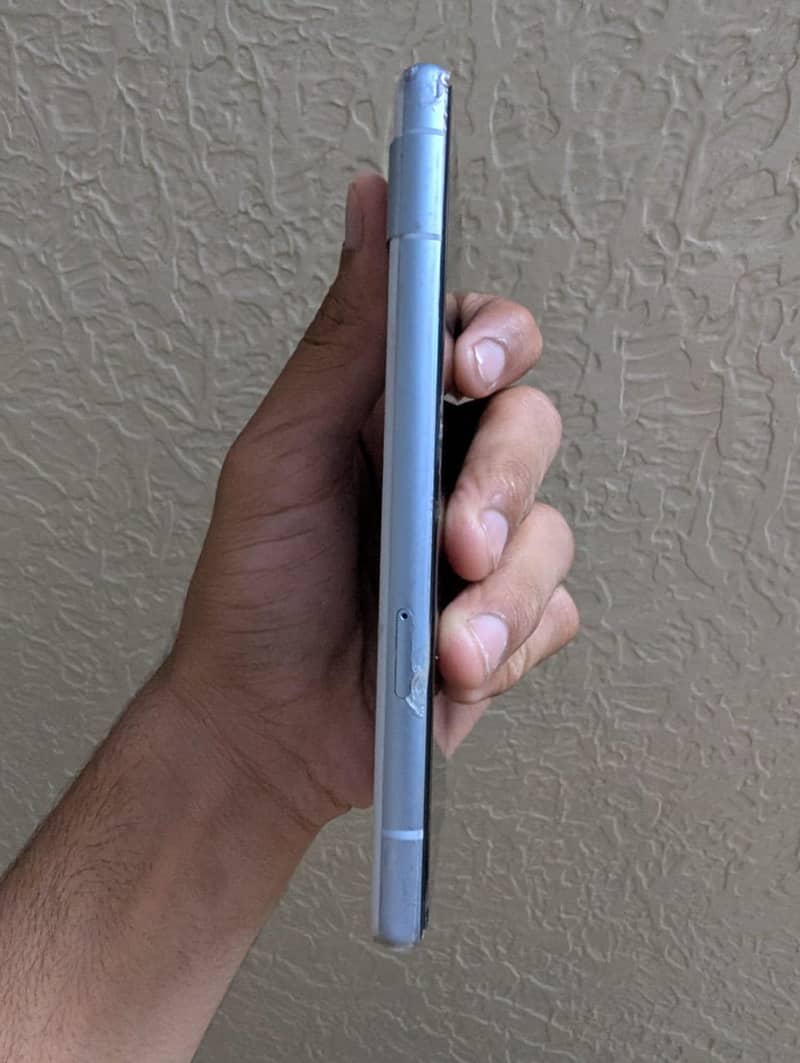 Google Pixel 7a 2