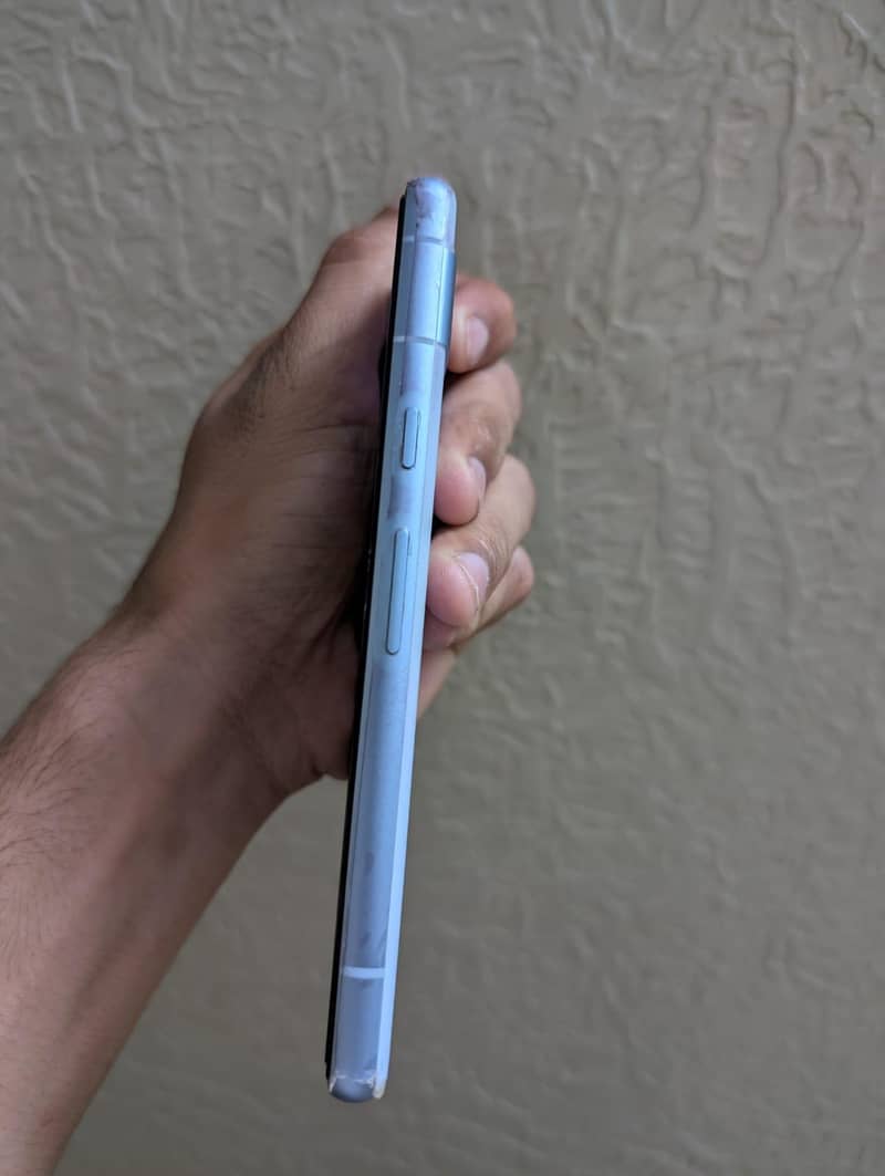 Google Pixel 7a 4