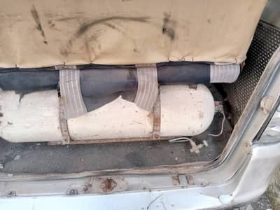 CNG kit with cylinder