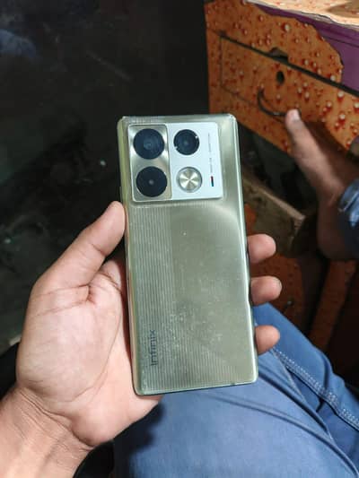 INFINIX NOTE 40 PRO