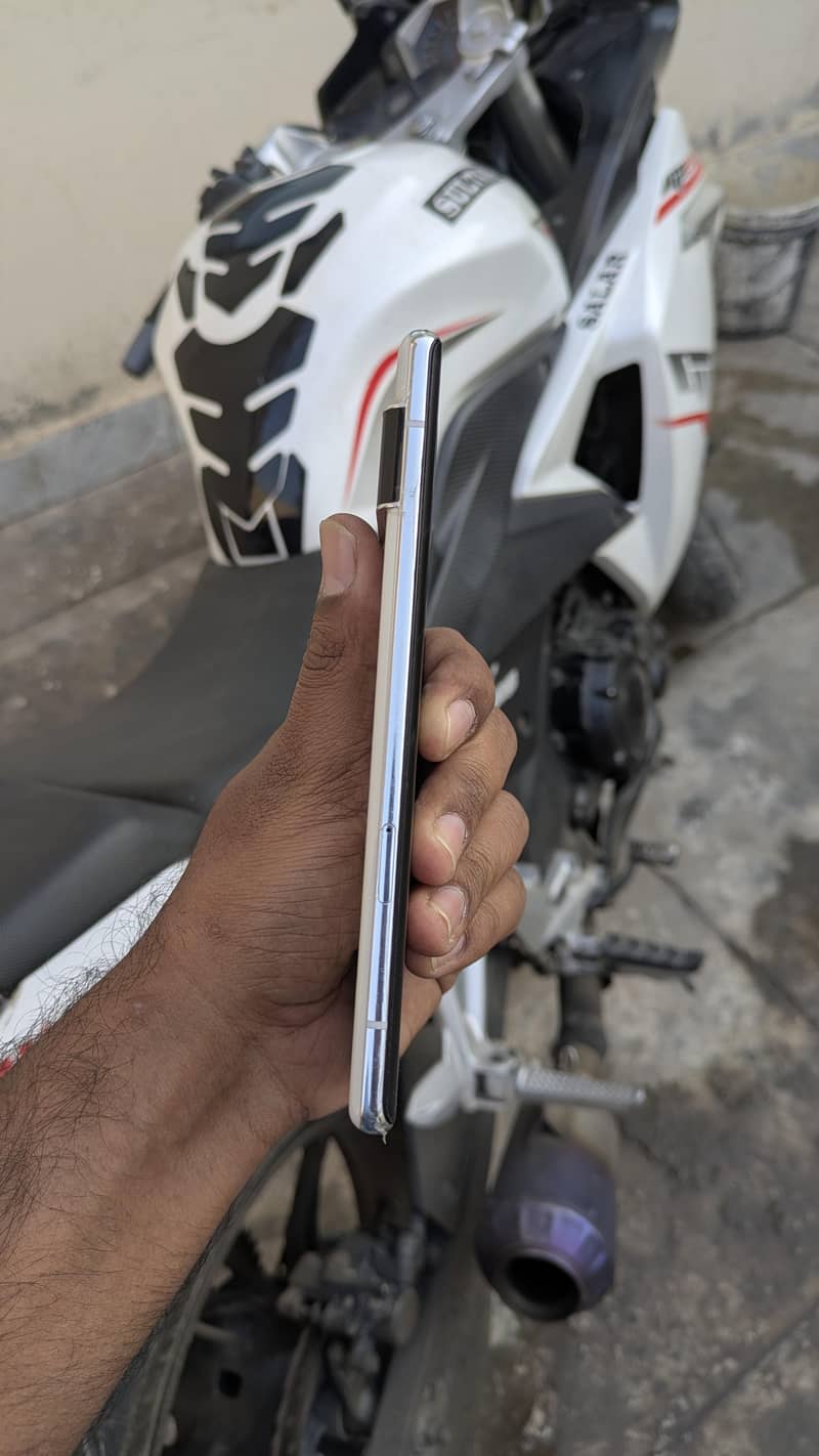 Google Pixel 6 Pro 2