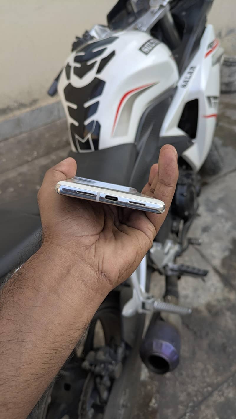 Google Pixel 6 Pro 7