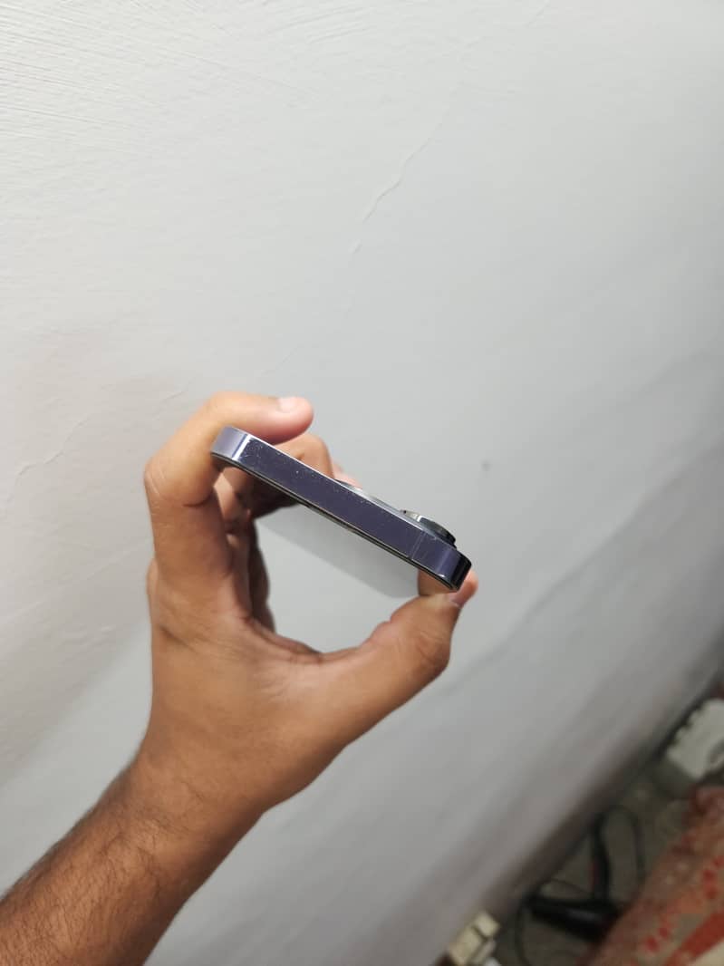 Iphone 14pro 2
