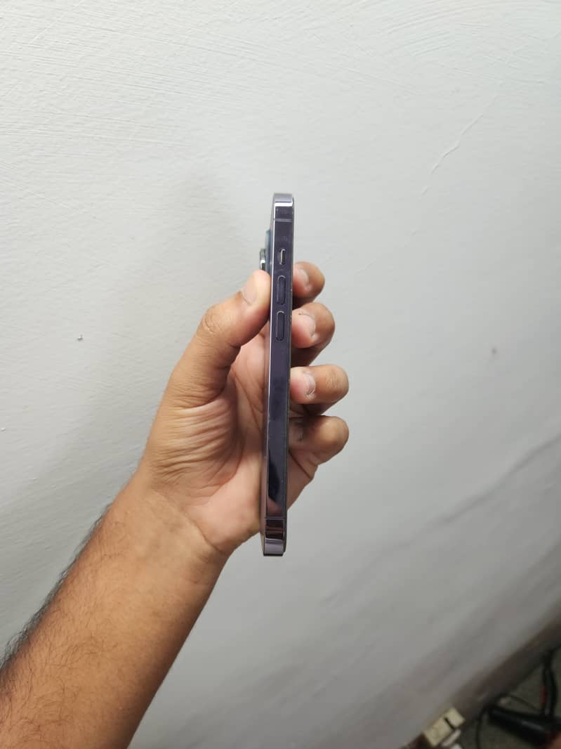 Iphone 14pro 5