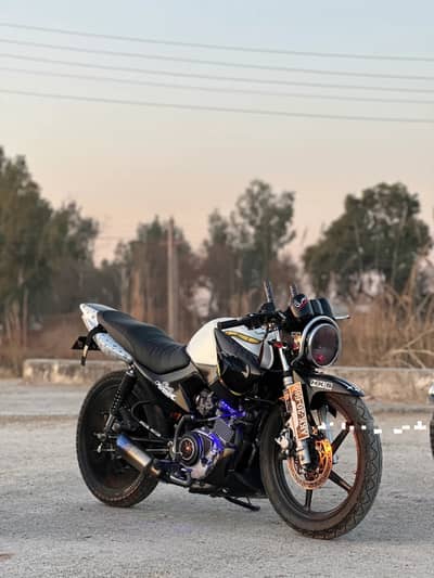 YAMAHA YBR G 2021 MODEL
