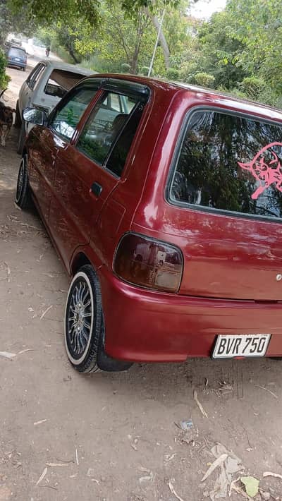 Daihatsu Cuore 2001