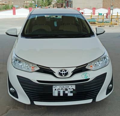Toyota Yaris Ativ 2021// 03008147238