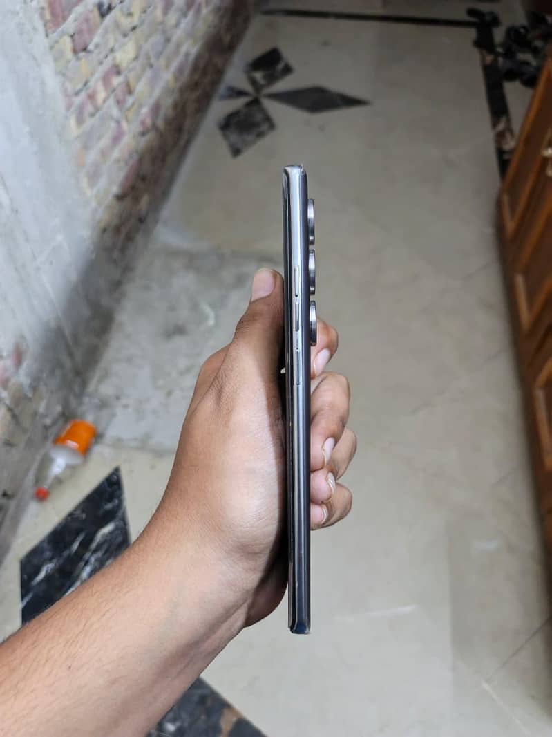 Tecno CAMON 40 Pro 5