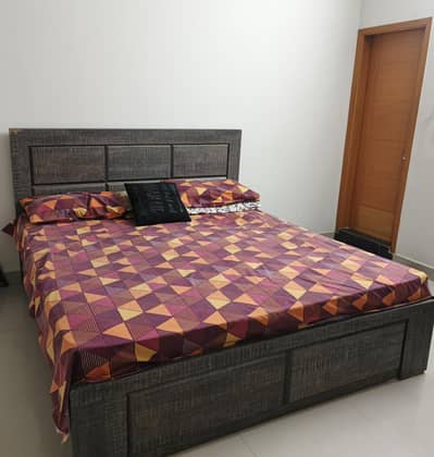 King Size Bed with mattress