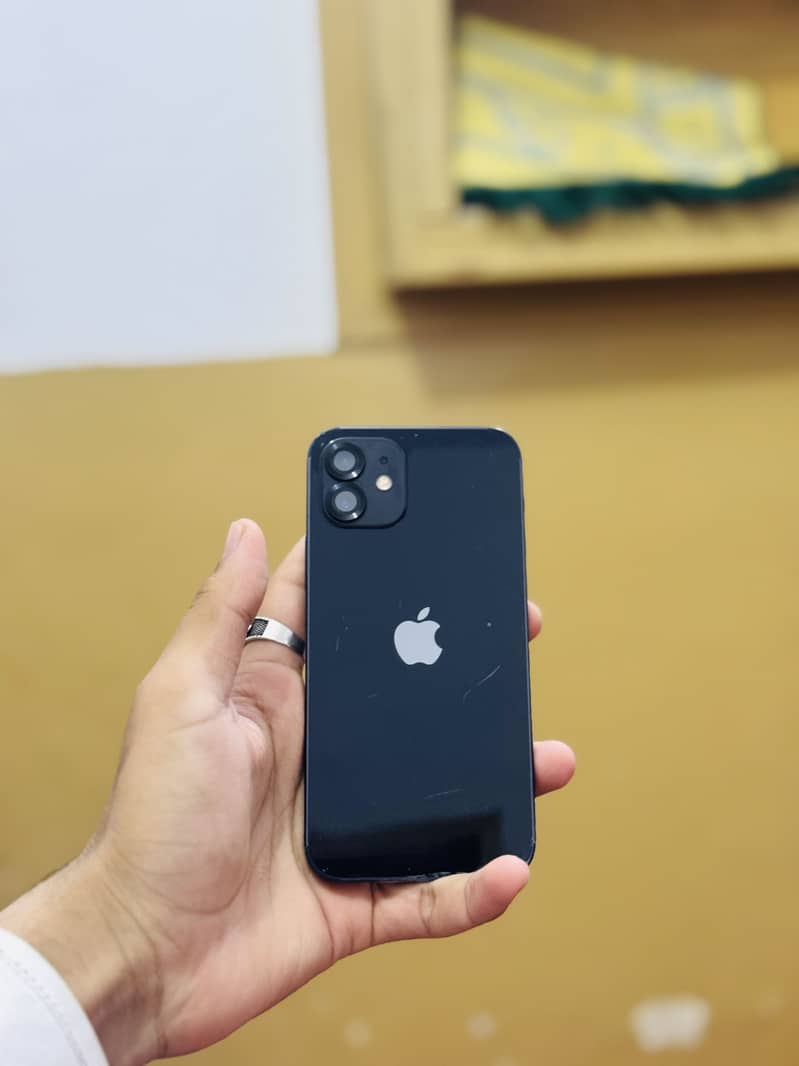 Apple iPhone 12 0