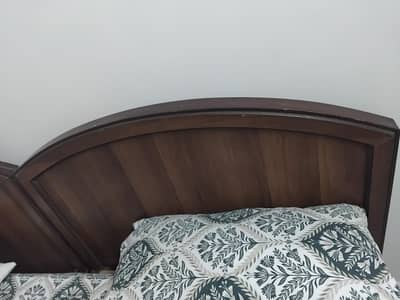 2 single beds