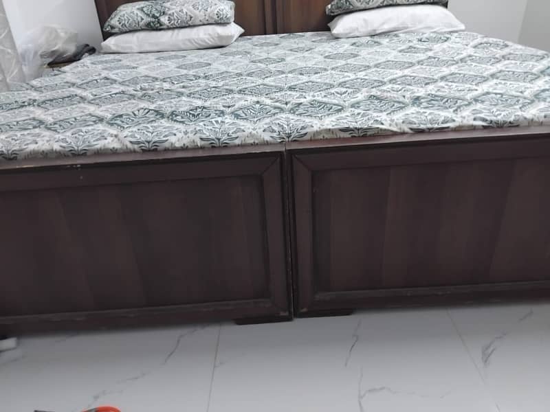 2 single beds 1