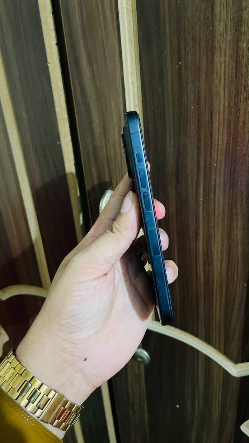 Iphone 15 pro 3