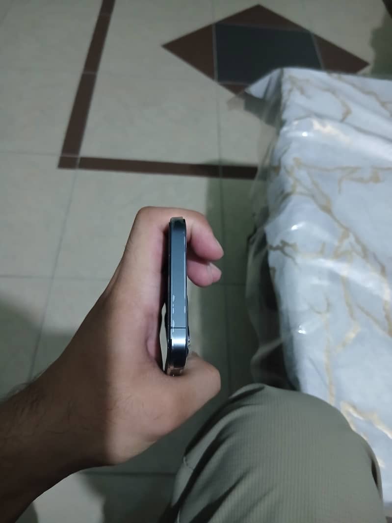 Iphone 12 pro 3