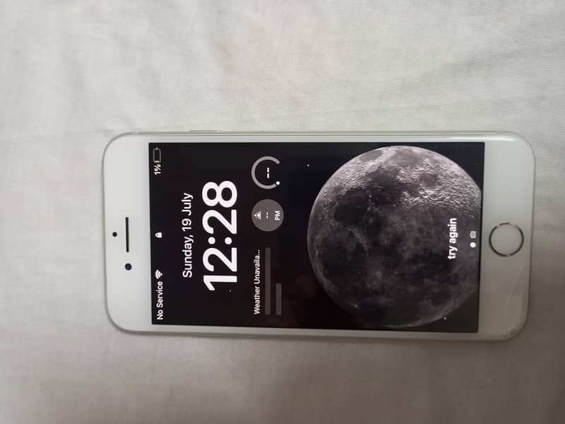 Apple iPhone 8 3
