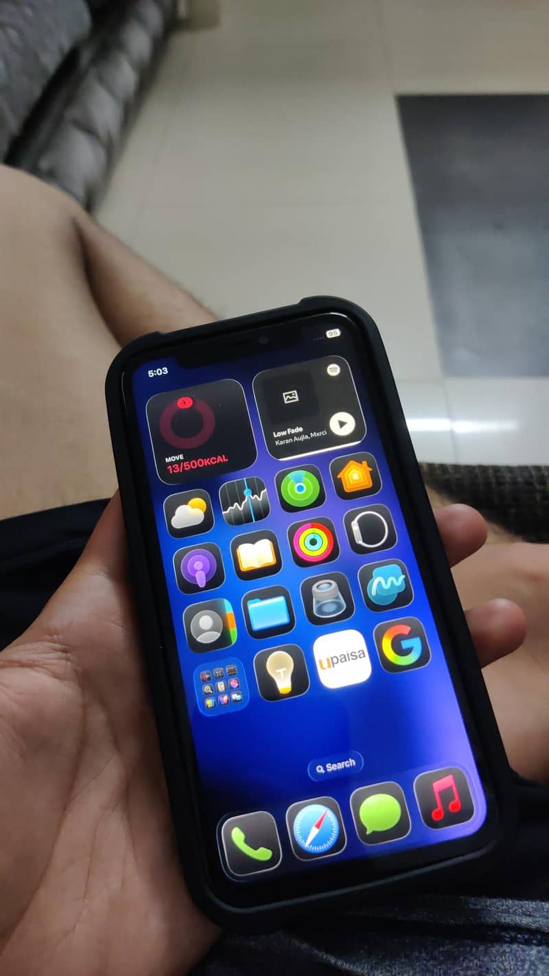 Apple iPhone 11 Pro 1