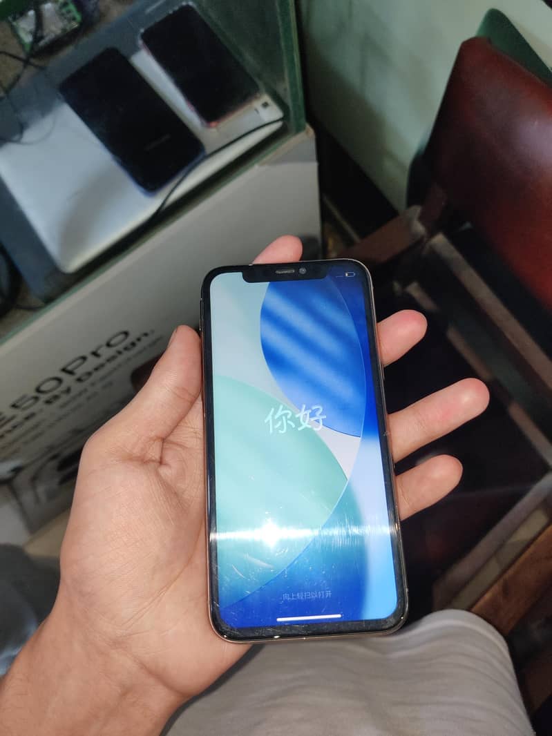 Apple iPhone 11 Pro 8