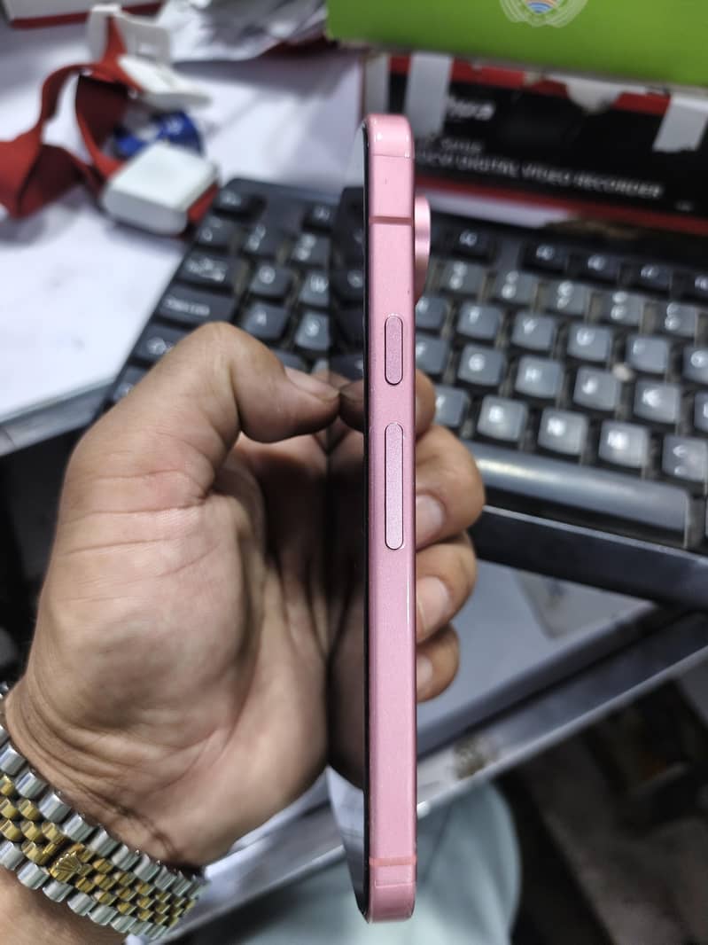 Google Pixel 9 2