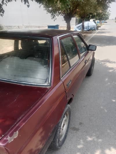 Nissan Sunny 1989