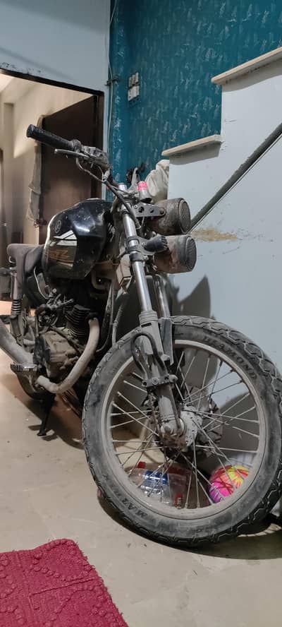Cafe Racer Modified Crown 125