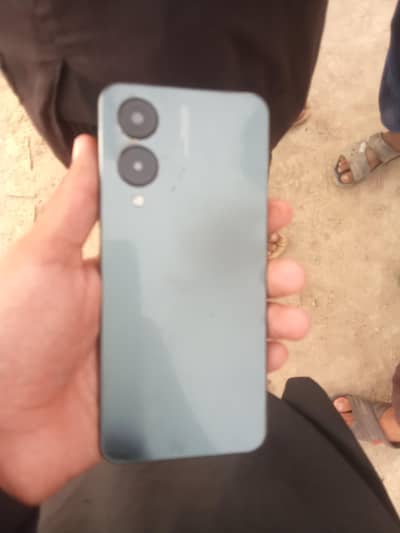 Vivo Y17s