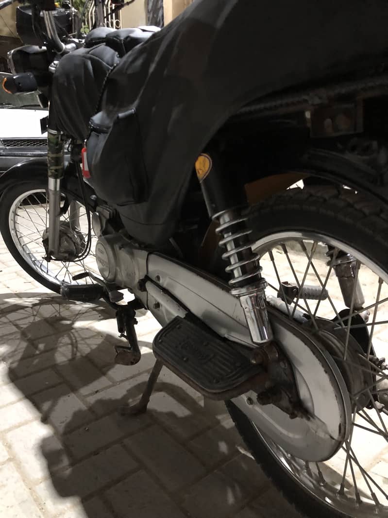 Unique 2022 Model 6