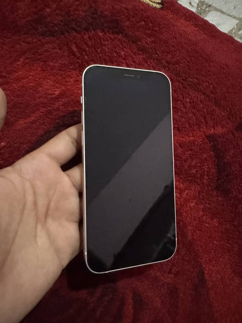 Apple iPhone 12 3