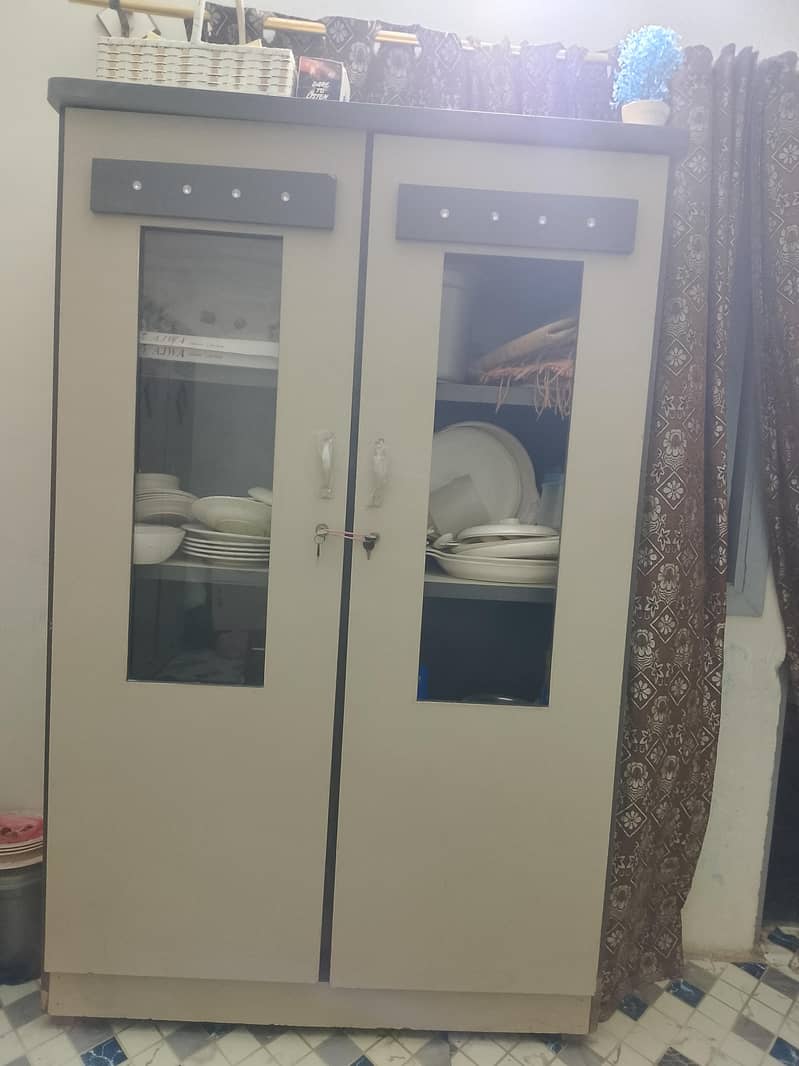divider and dressing table 1