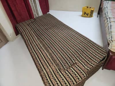 Sofa combed / I have my whatsapp on this number contact me there.