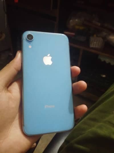 Apple iPhone XR