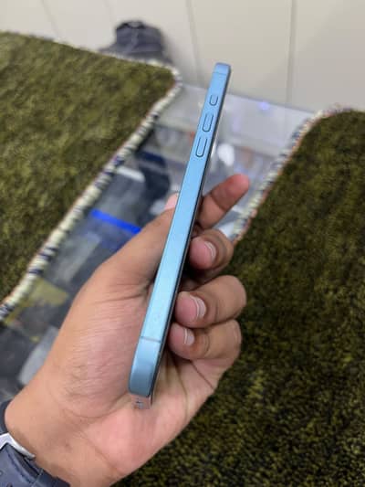 Apple iPhone 16 Plus